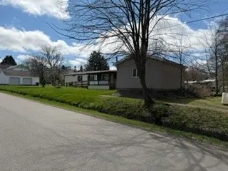 45 Grant St, Fredonia, PA 16124 - #3