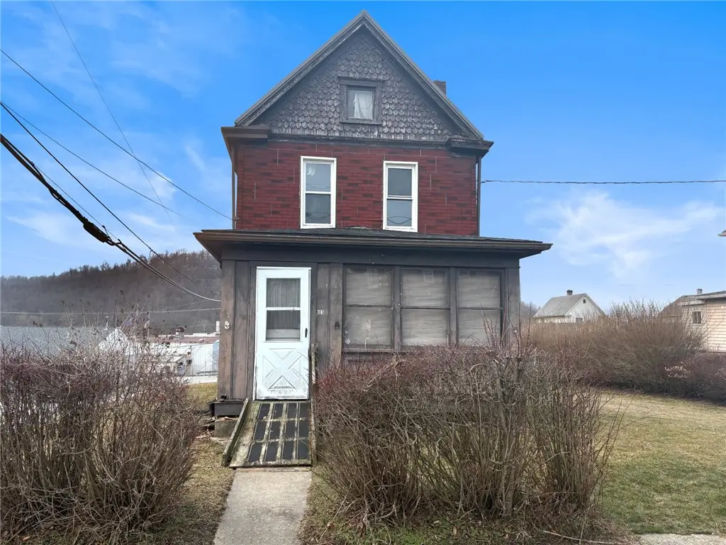 901 Broadway Ave, East Butler, PA 16029 - #1