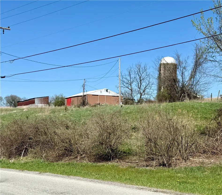 118 Hill Farm Rd, Dunbar, PA 15431 - #1