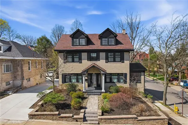 1123 Cochran Road, Pittsburgh, PA 15243