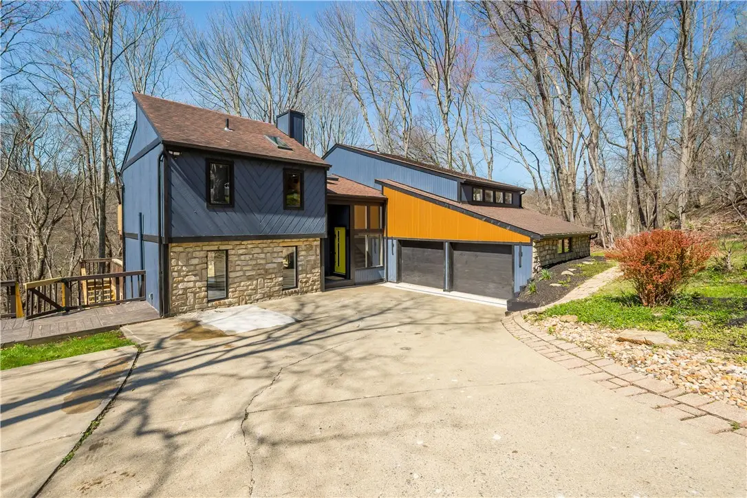 2635 Woodmont Ln, Wexford, PA 15090 - #1