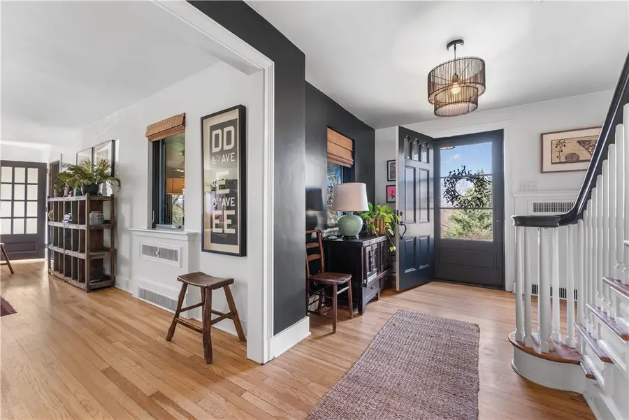 22 Priscilla Ln, Carnegie, PA 15106 - #2