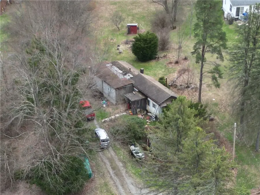 523 Unionville Rd, Butler, PA 16001 - #3