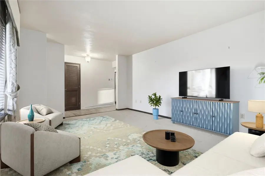 20 Royal Oaks Dr, Charleroi, PA 15022 - #3