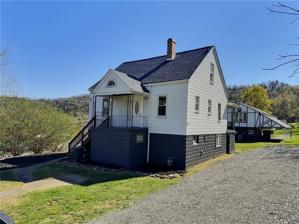 233 Brown St, Brownsville, PA 15417 - #1