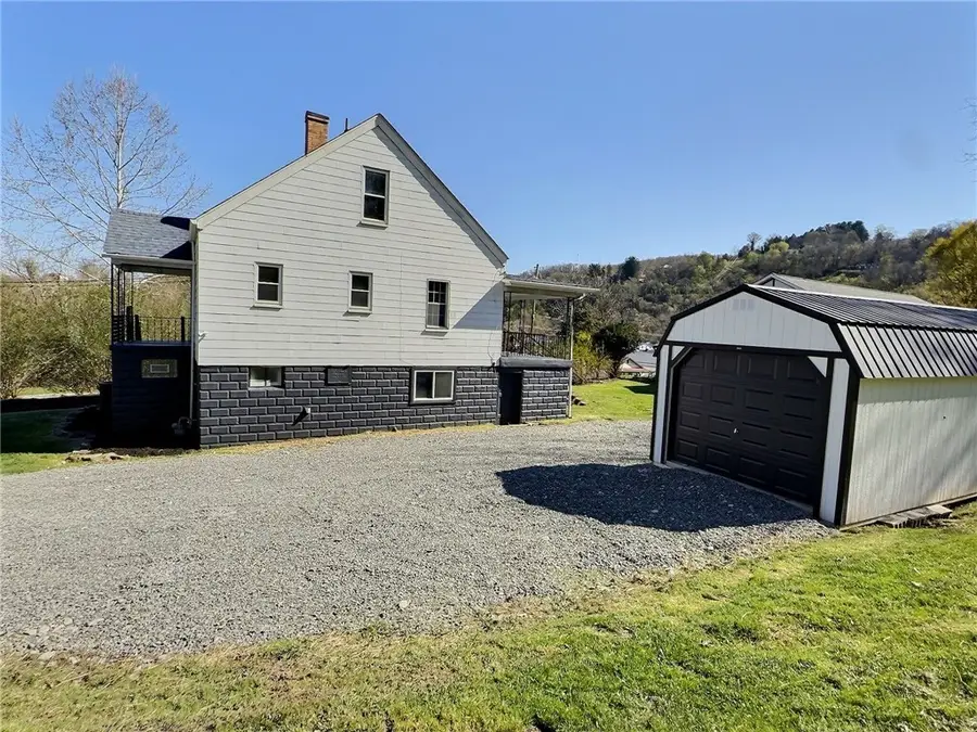 233 Brown St, Brownsville, PA 15417 - #3