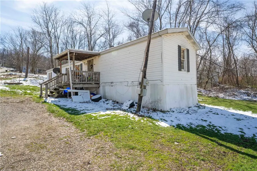 450 Joseph St, Lemont Furnace, PA 15456 - #3