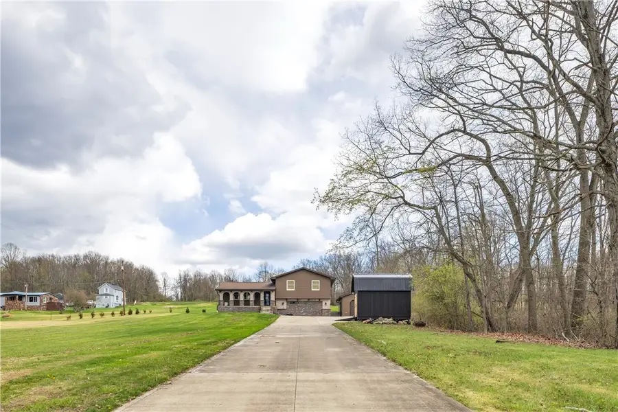 1760 Banning Rd, Perry, PA 15426 - #2