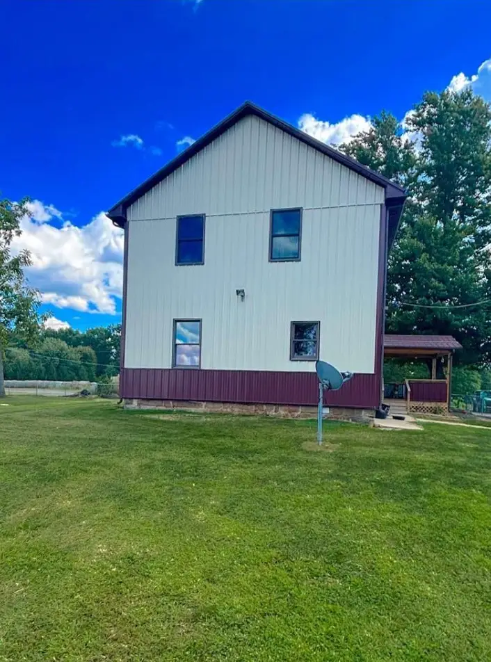 4217 Hillsville Rd, Pulaski, PA 16143 - #2