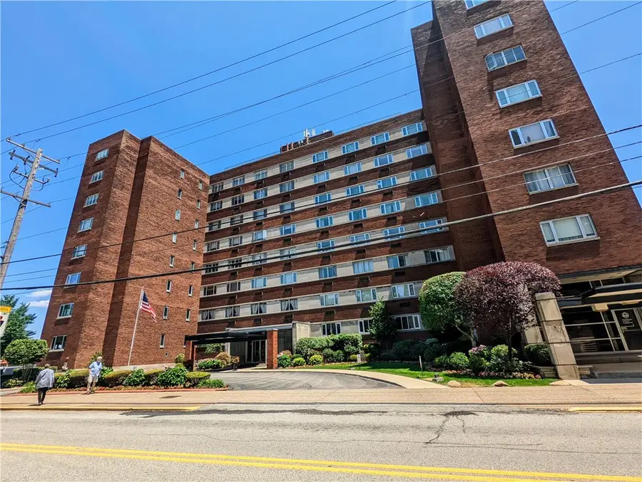 128 N Craig St #303, Pittsburgh, PA 15213 - #2