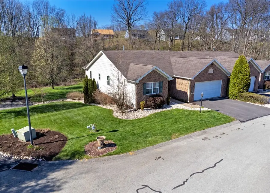 113 Merion Court, Greensburg, PA 15601 - #3