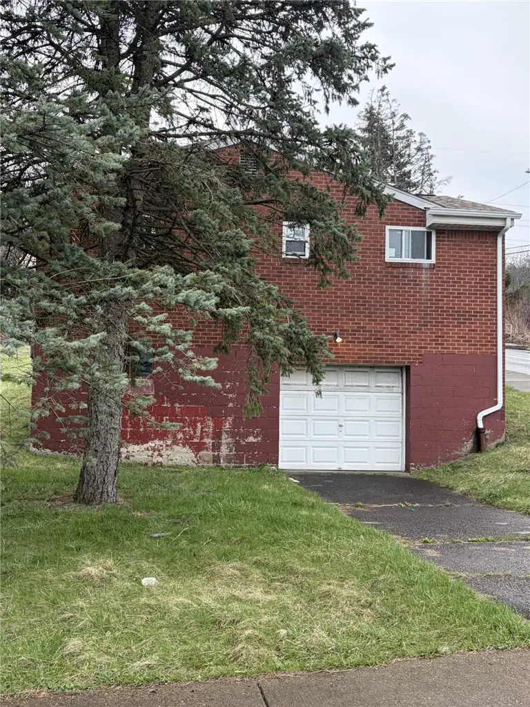 3324 Radcliffe St, Pittsburgh, PA 15204 - #3