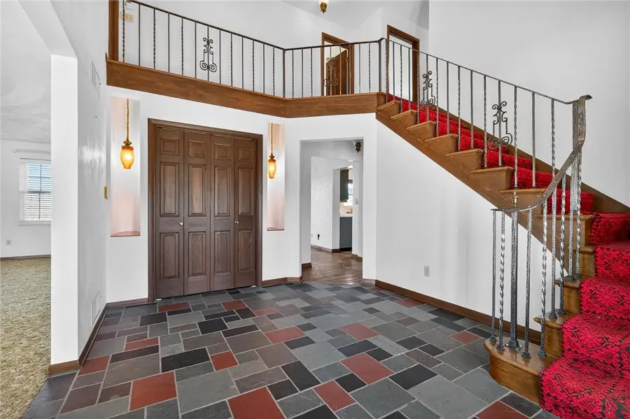 110 Spring Dr, Apollo, PA 15613 - #2