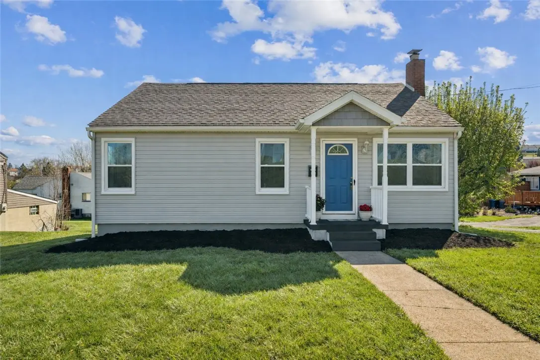 695 Park Ave, Mount Pleasant, PA 15666 - #1