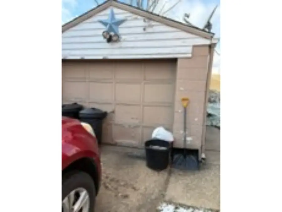 117 Delrose Dr, McKeesport, PA 15133 - #3