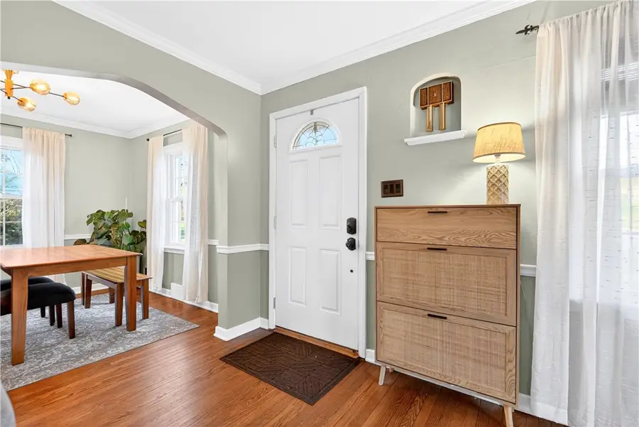 2808 Herron Ln, Glenshaw, PA 15116 - #3