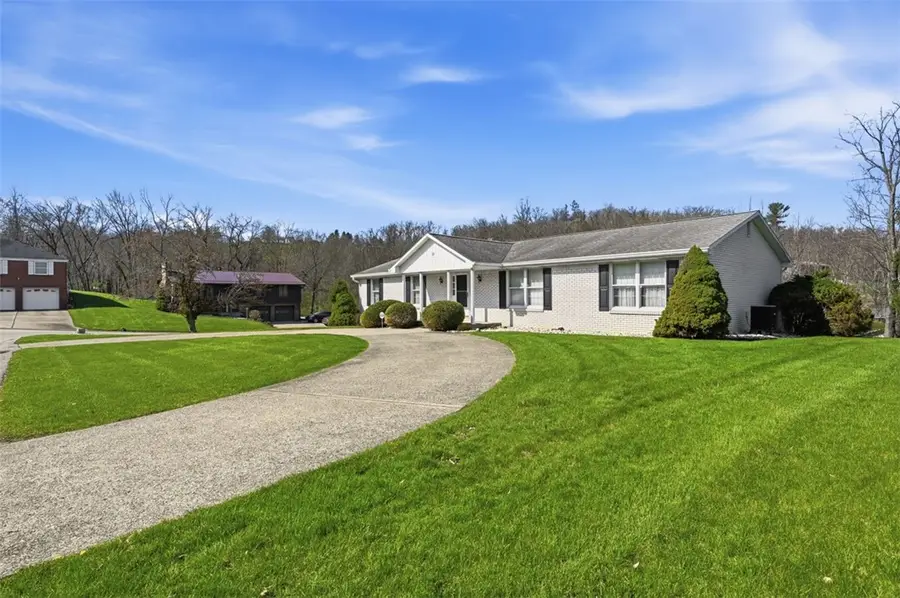 15 Holly Ridge Rd, Washington, PA 15301 - #2