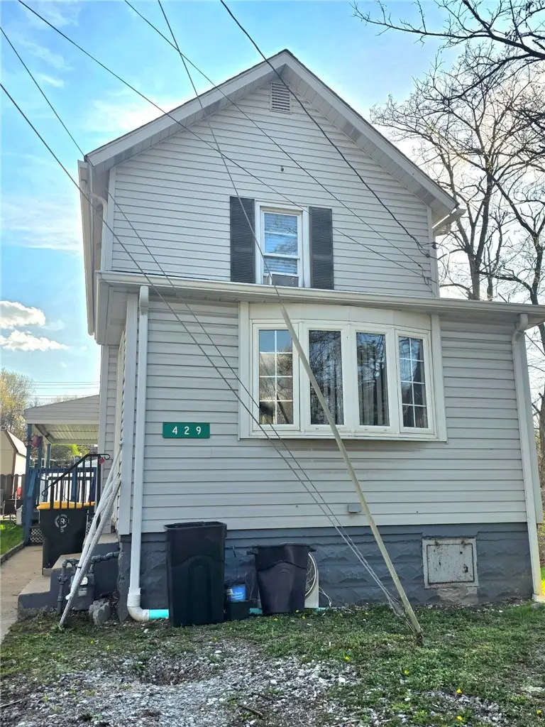 429 Somers St, Pricedale, PA 15072 - #1