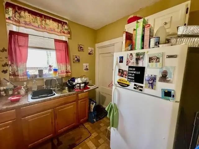 810 Gearing Ave, Pittsburgh, PA 15210 - #2