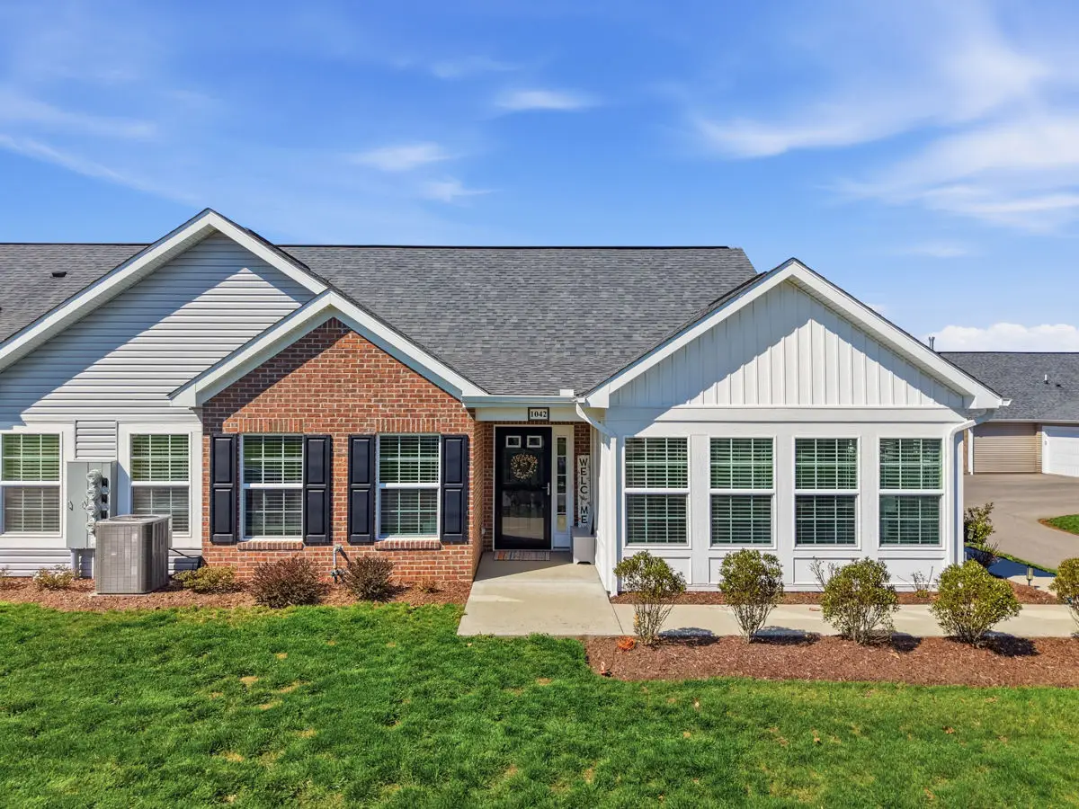 1042 Forest Oaks Drive, Butler, PA 16001 - #1