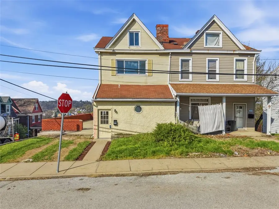1656 Dellrose St, Pittsburgh, PA 15210 - #2