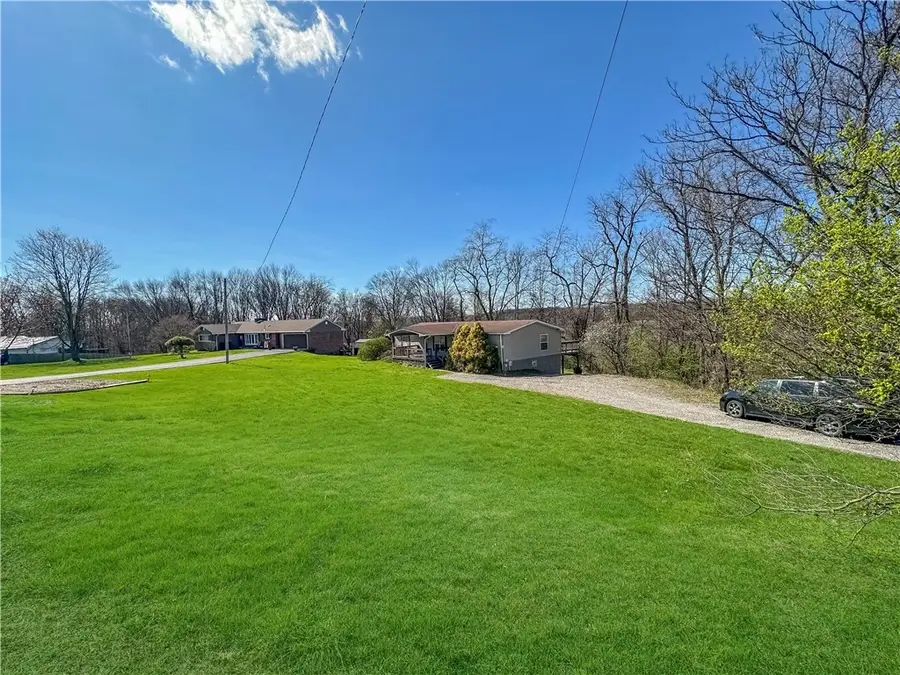 1115 Martin Rd, Tarentum, PA 15084 - #2