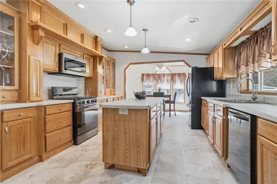 19 Jess Ln, McDonald, PA 15057 - #2