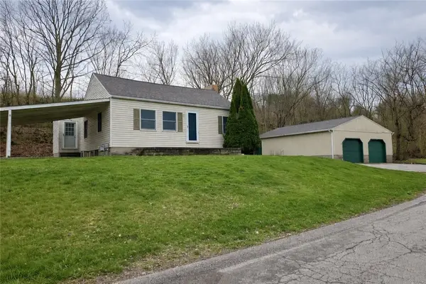242 Stone Quarry Rd, Monaca, PA 15061