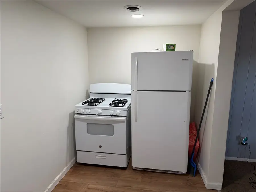 525 Franklin St, Freeport, PA 16229 - #3