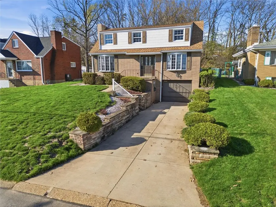 334 Jean Dr, Pittsburgh, PA 15236 - #2
