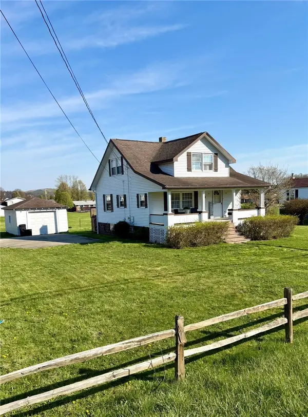 109 Vernon Ave, Belle Vernon, PA 15012