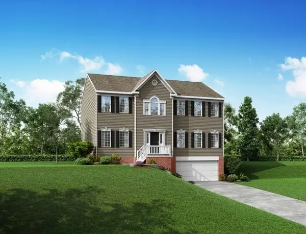 272 Lily Ridge Drive, Canonsburg, PA 15317