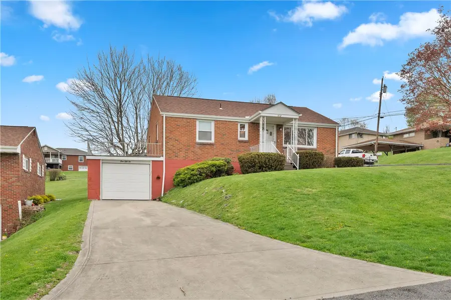 152 Valley Ave, Monongahela, PA 15063 - #2