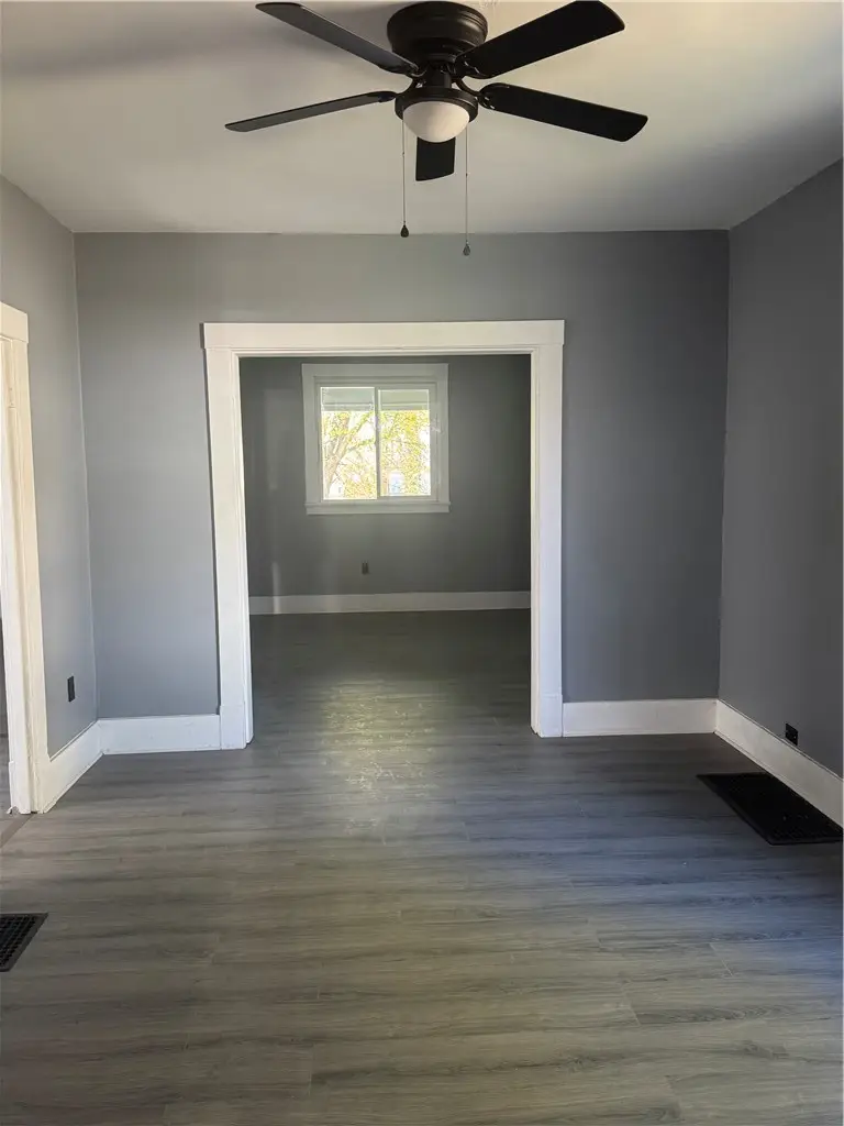 546 Ridge Ave, New Kensington, PA 15068 - #2