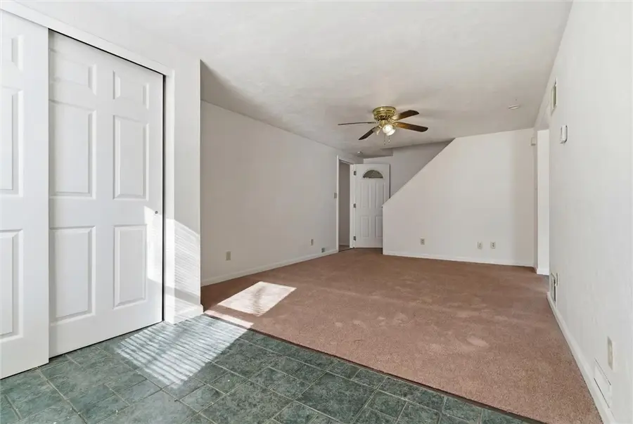 571 Independence Dr, Clairton, PA 15025 - #2