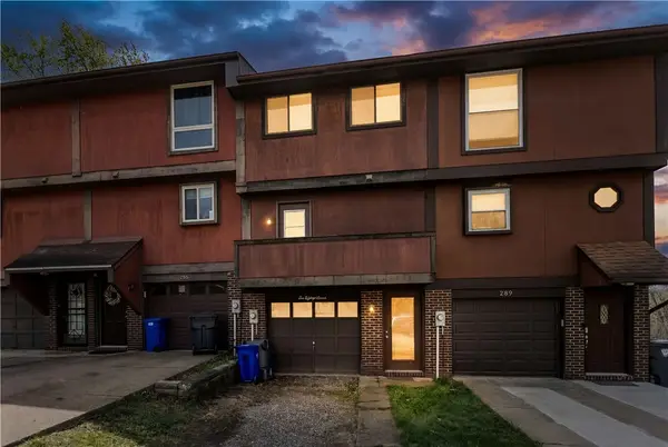 287 Holland Ct, Coraopolis, PA 15108