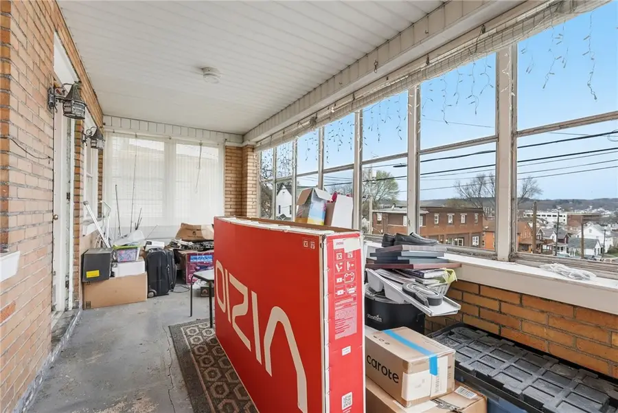 323 Hillside Ave, Ellwood City, PA 16117 - #3