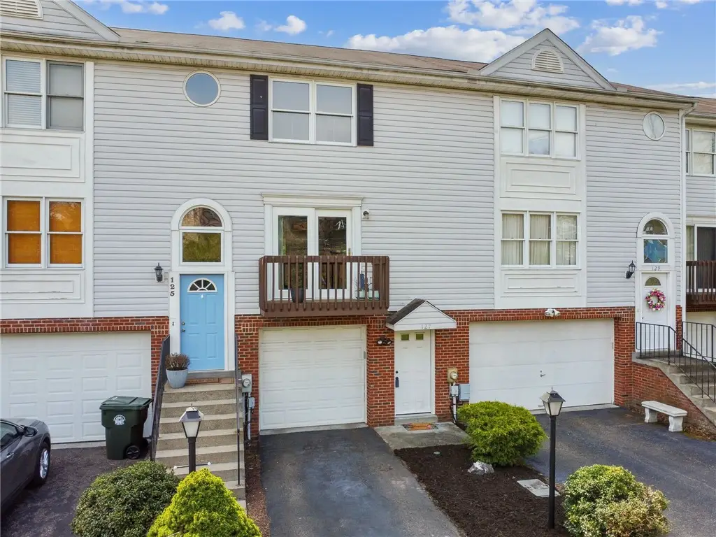 127 Parliament Place, Pittsburgh, PA 15236 - #1