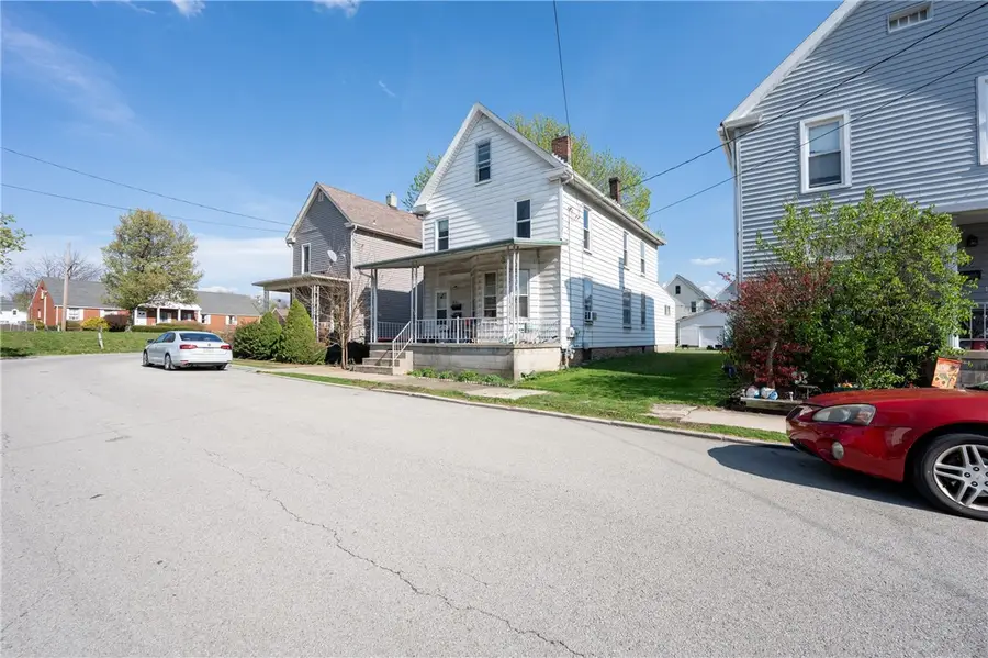 331 Pine St, Latrobe, PA 15650 - #2
