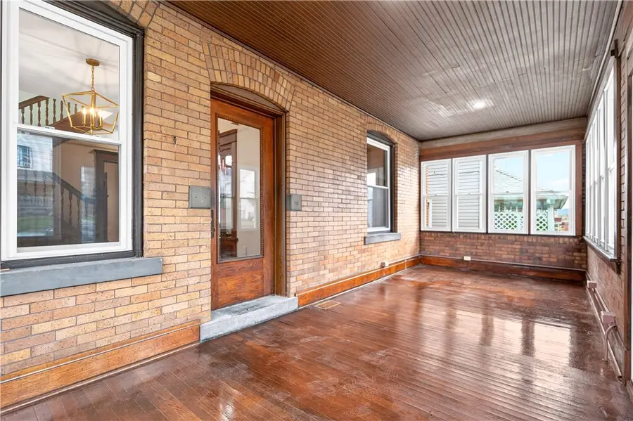 714 Park Ave, Ellwood City, PA 16117 - #3