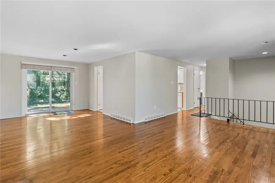 168 Sunridge Dr, Pittsburgh, PA 15234 - #3