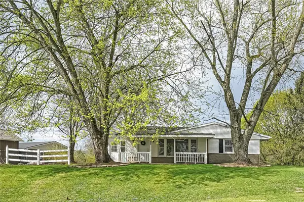 105 Fairlane Dr, Industry, PA 15052