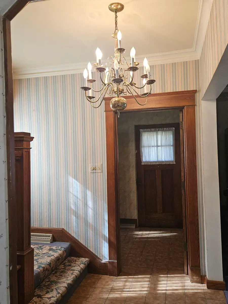 705 Laughlin Avenue, Aliquippa, PA 15001 - #2