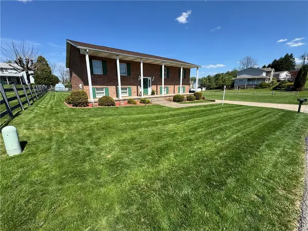 208 Pats Drive, Rostraver Twp, PA 15012