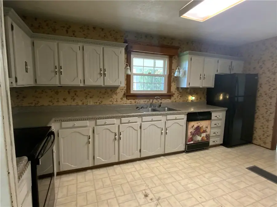190 Mcclelland Rd, Claysville, PA 15323 - #3