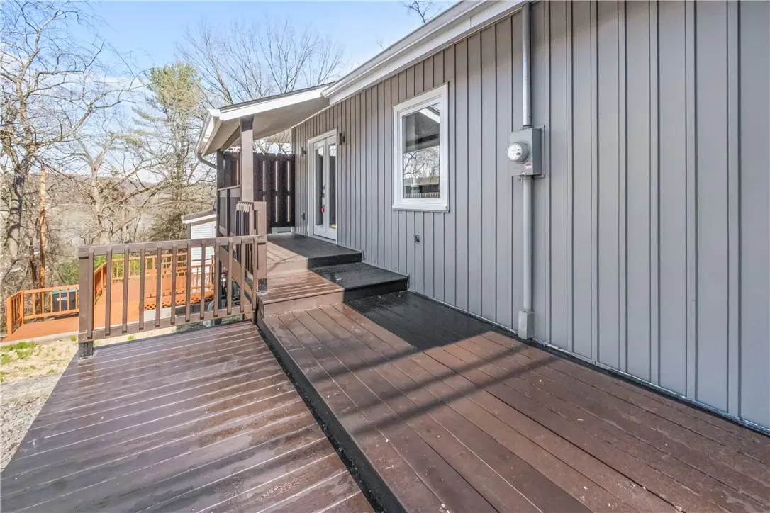 337 Grandview Dr, Indianola, PA 15051 - #1