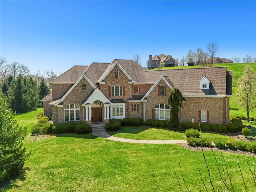 107 Kingston Ave, Cranberry, PA 16066 - #1