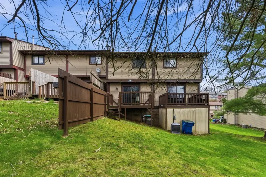 127 Lebeouf Dr, New Kensington, PA 15068 - #2