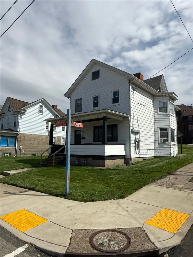 1800 Kenneth Ave, New Kensington, PA 15068 - #2