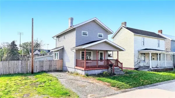 728 Park St, California, PA 15419